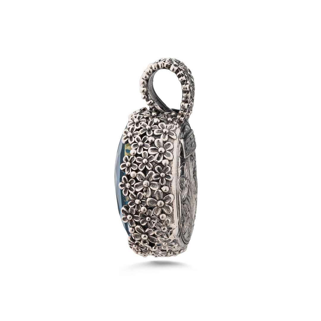 Gerochristo - Anthemis Big Oval Pendant in Sterling Silver
