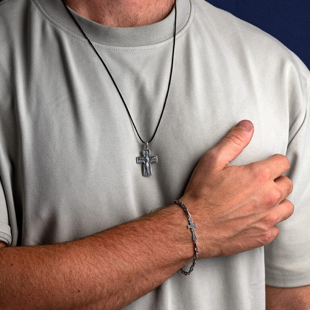 Unisex Silver Chain Bracelet with Cross