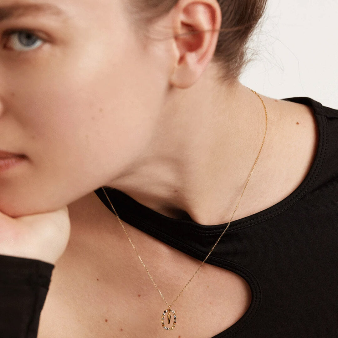 PD Paola Letter V Necklace - 18k Gold plating
