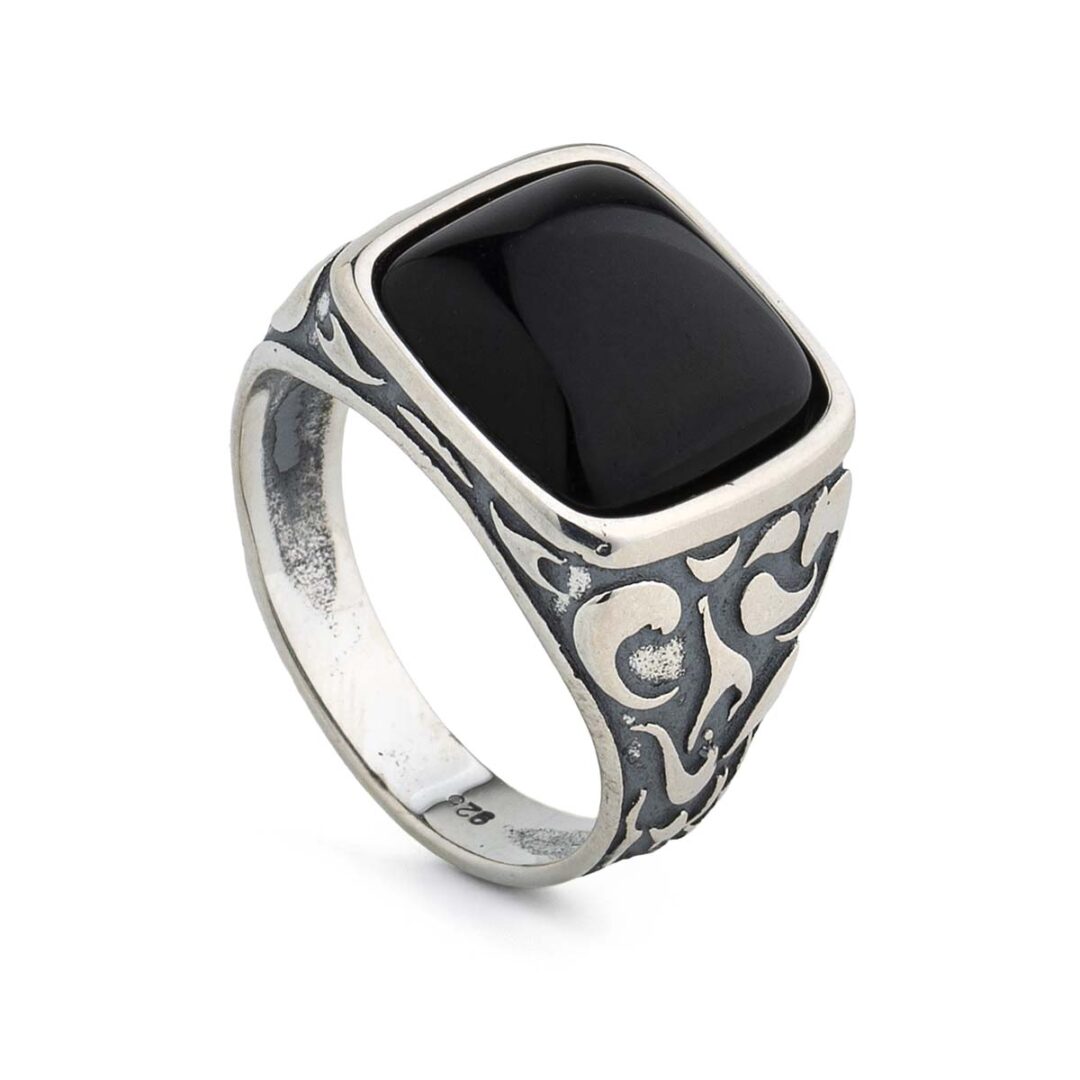 Men’s silver ring with onyx