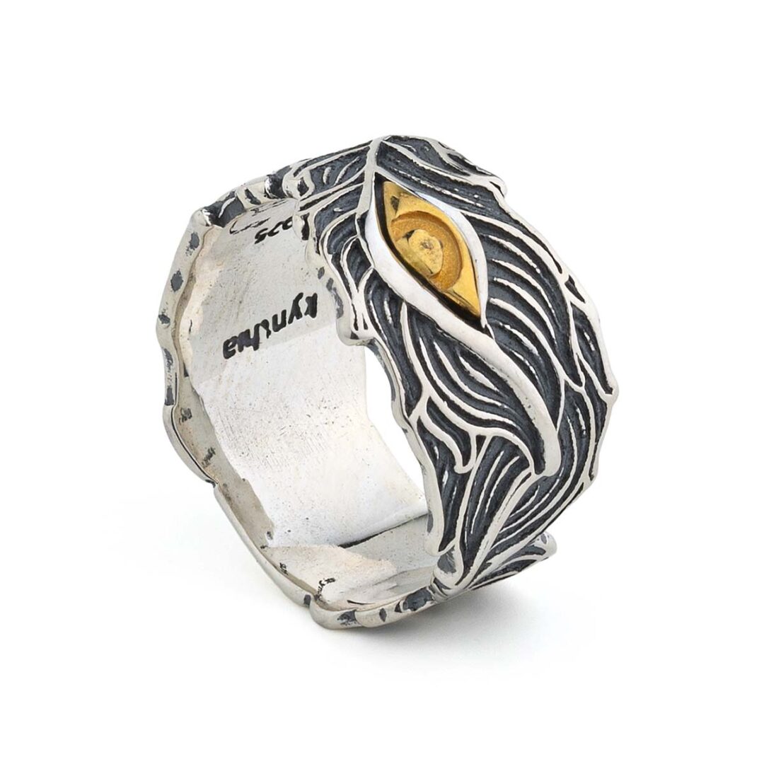 Men’s Silver Ring Featuring an Eye Design