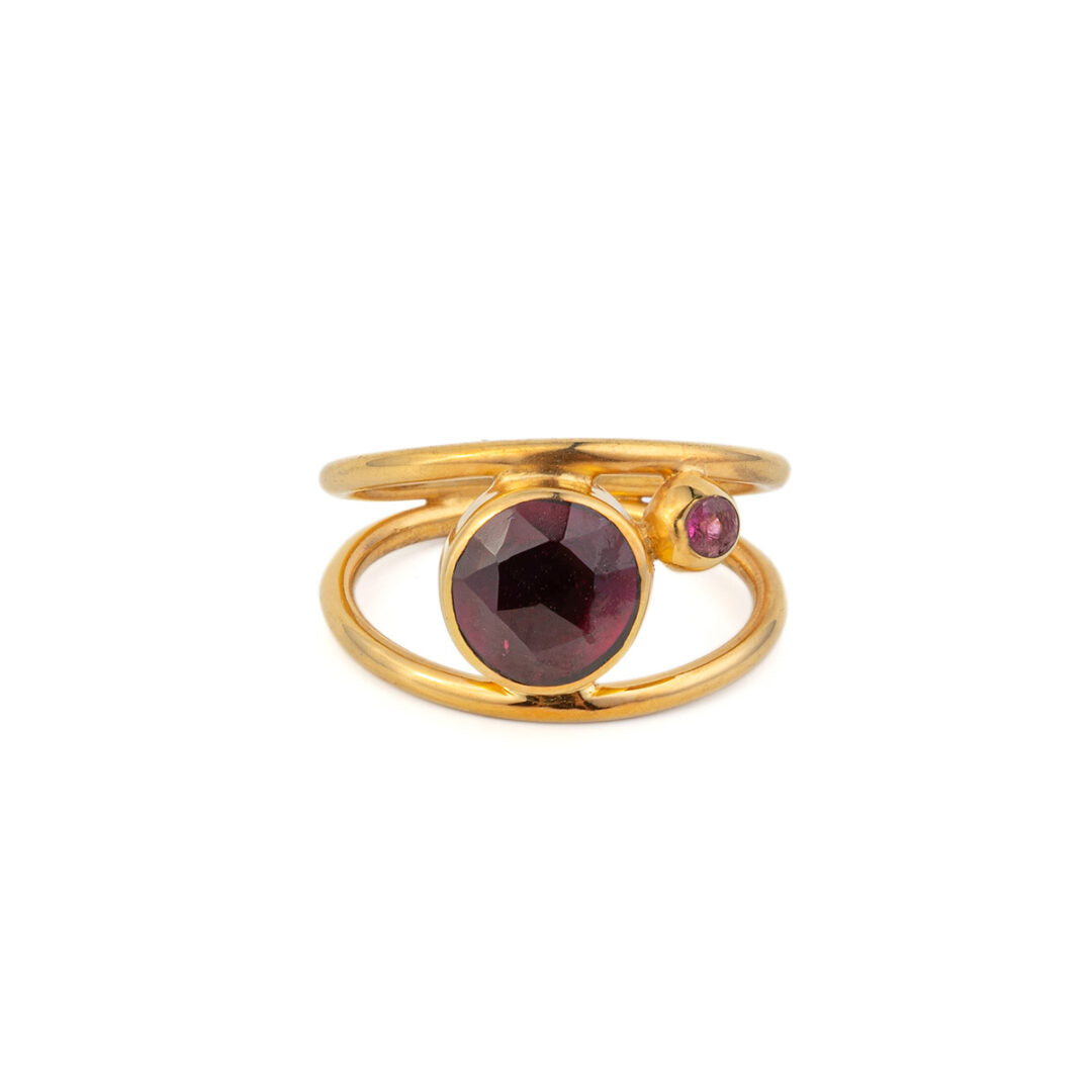 Rodolite Circle Ring