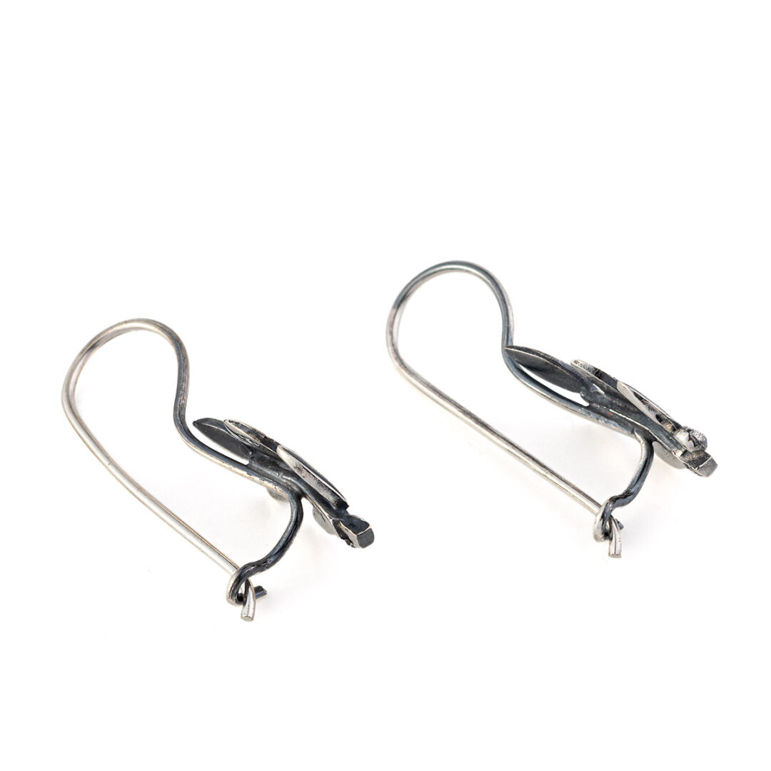 Leaf Stud Earrings – Sterling Silver