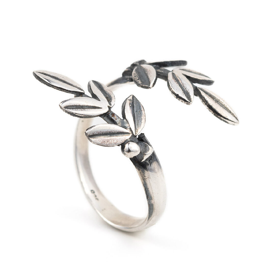 Olive Leaves Ring in Sterling Silver