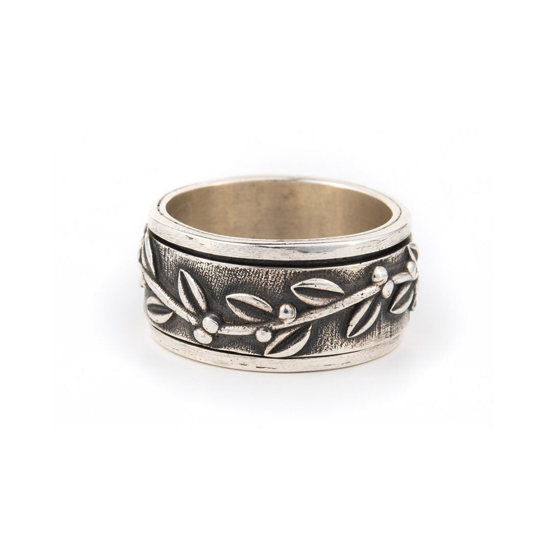 Olive Leaf Round Ring