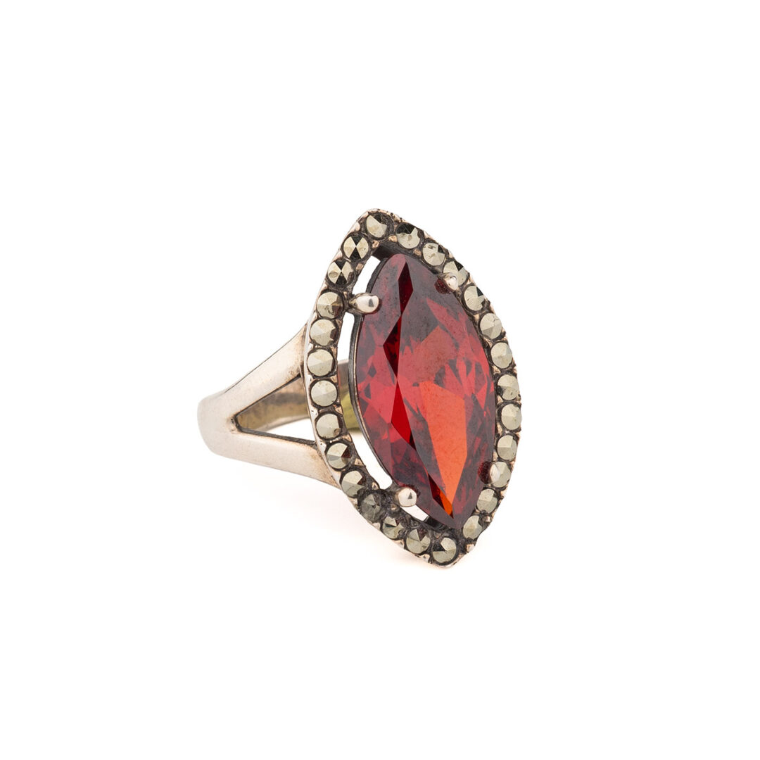 Garnet Marcasite Ring in 925 Sterling Silver