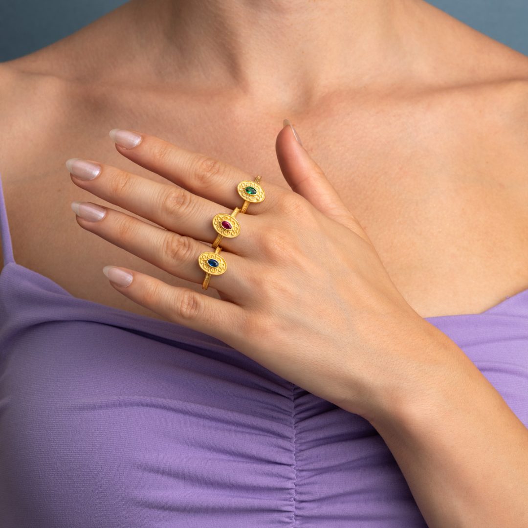 Byzantine Oval Ring in 925 Sterling Silver Gold-Plated with Oval Zircon — Green