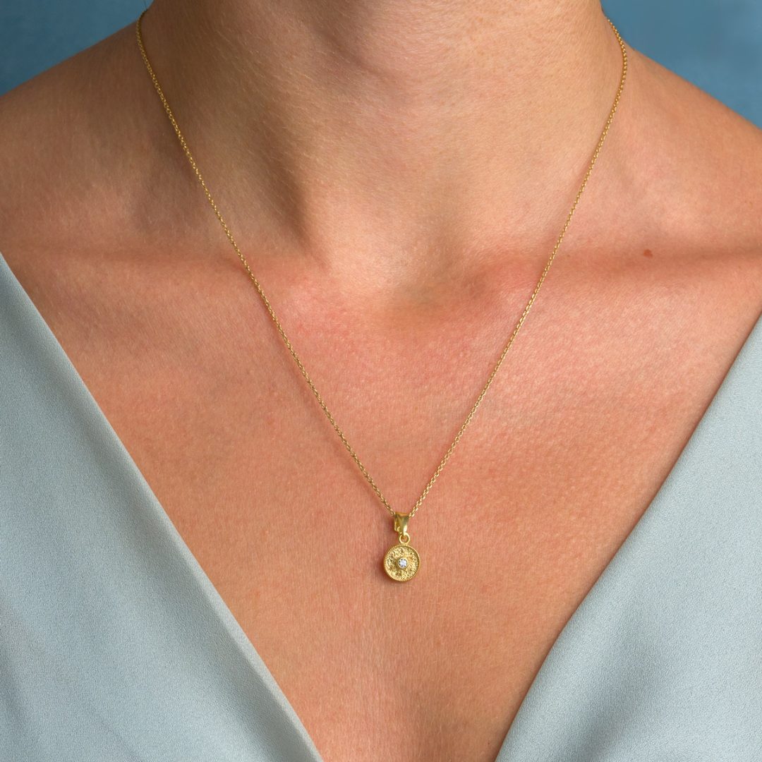 Byzantine Circle Pendant in Gold Plated 925 Silver with Zircon