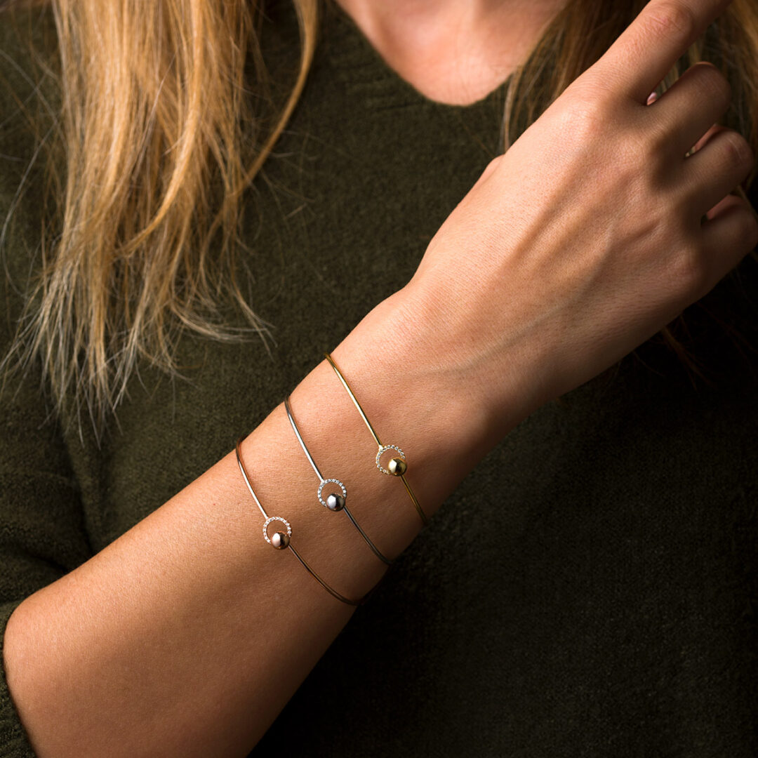 Μίνιμαλ Βραχιόλι Bangle με Κύκλο - Ασήμι 925 Επιχρυσωμένο