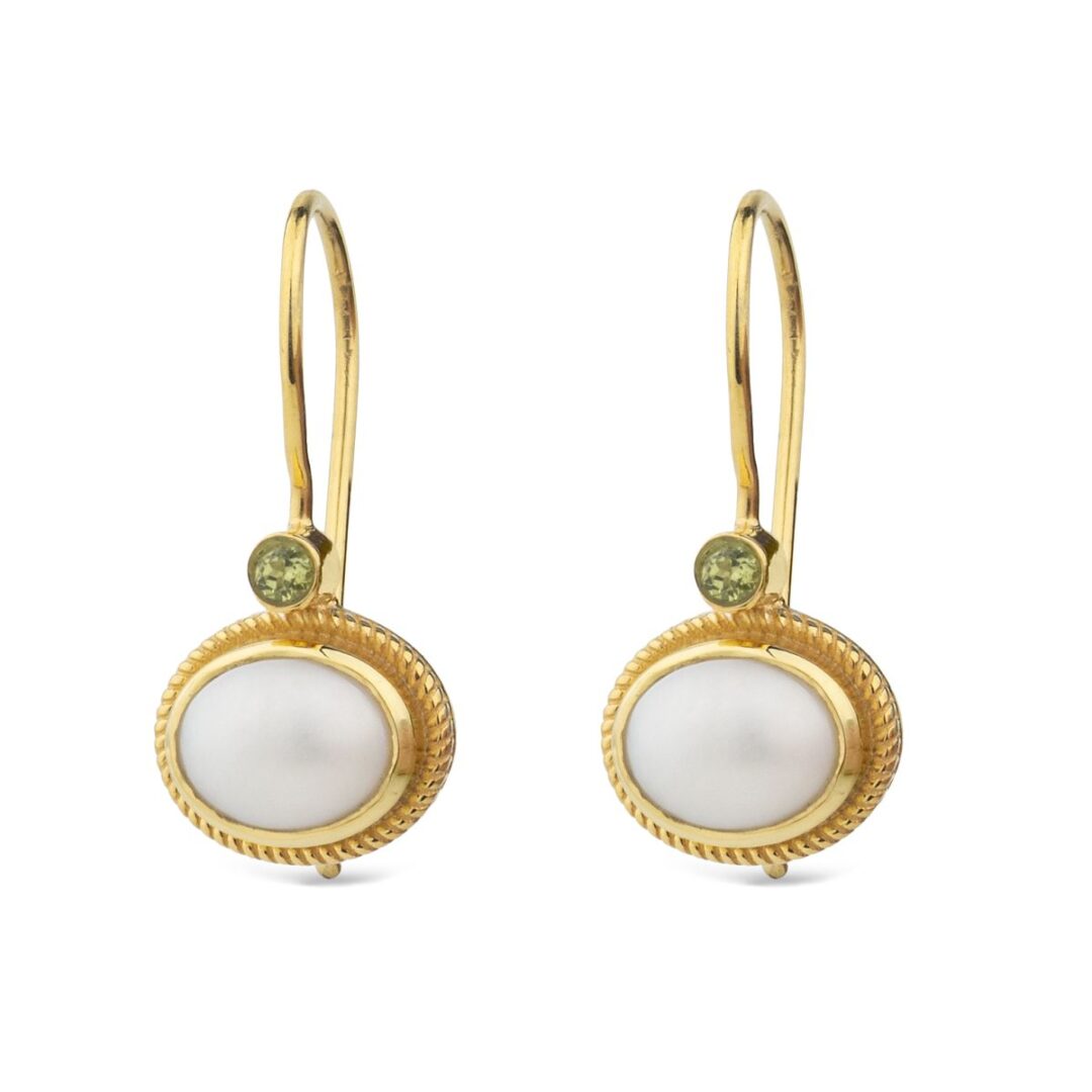 Dangle Pearl Earrings in 925 Silver & Gold Plating with Peridot