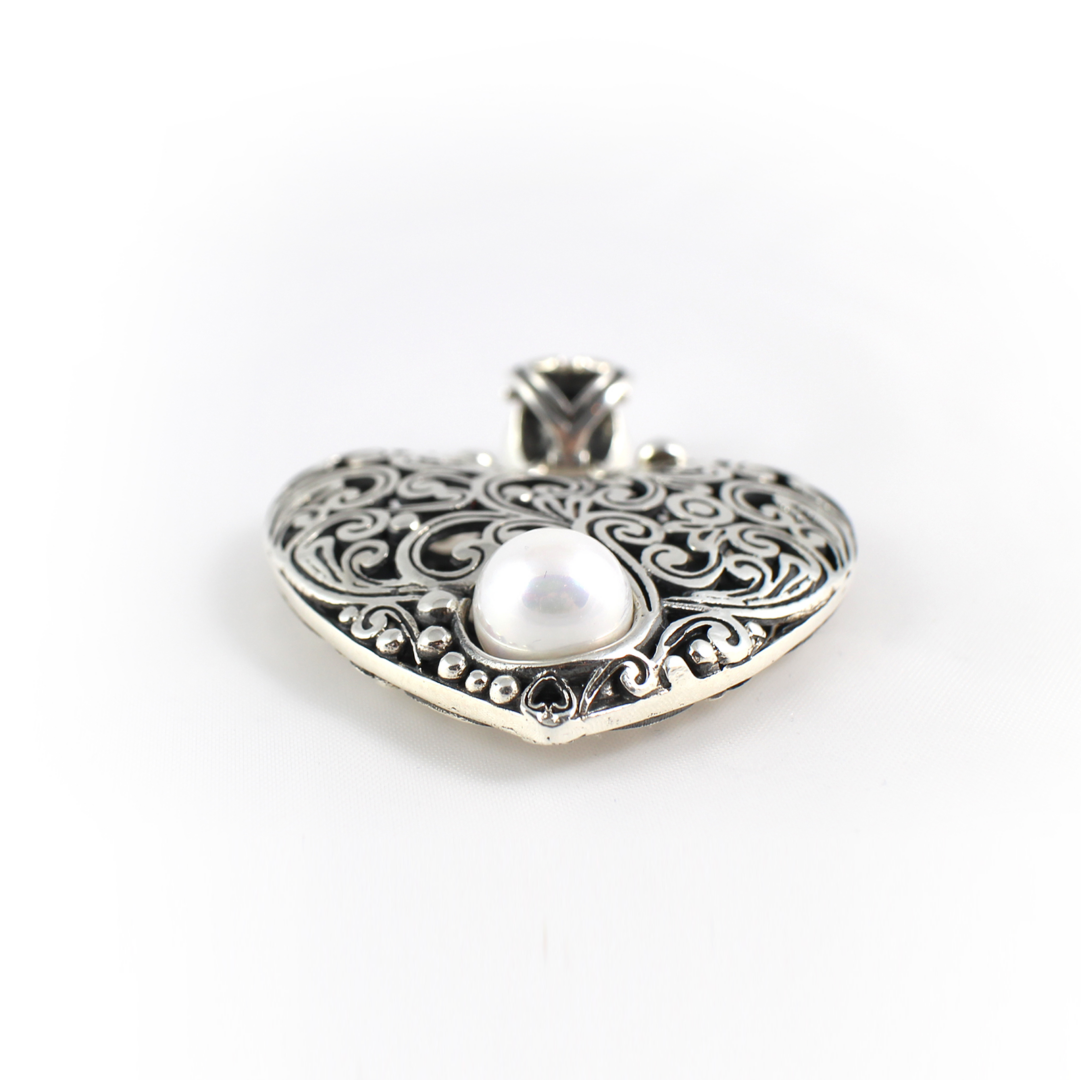 Sterling Silver Heart Pearl Pendant - Yianni Jewelry