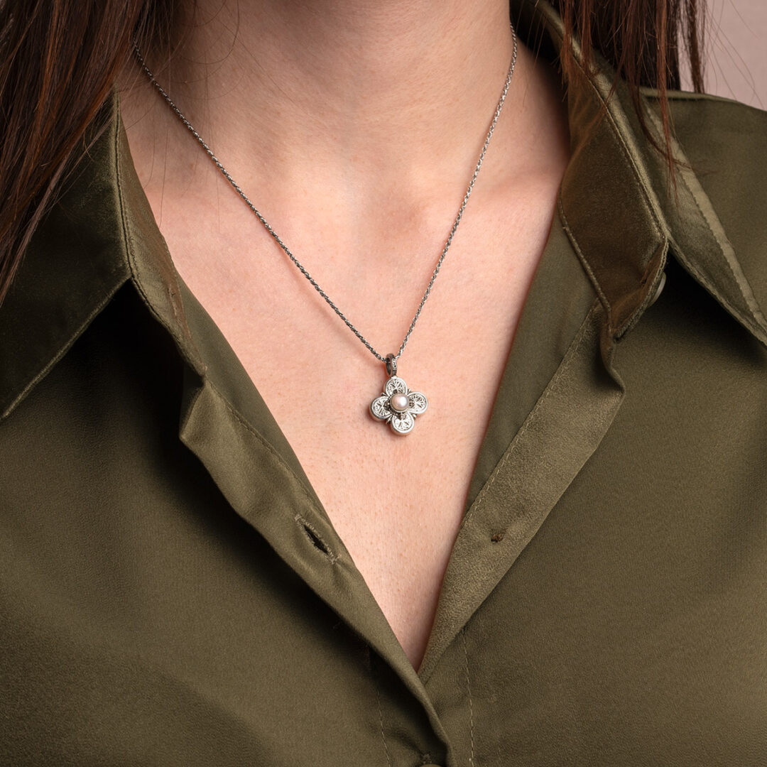 Gerochristo - Byzantine Cross Pendant with Pearl