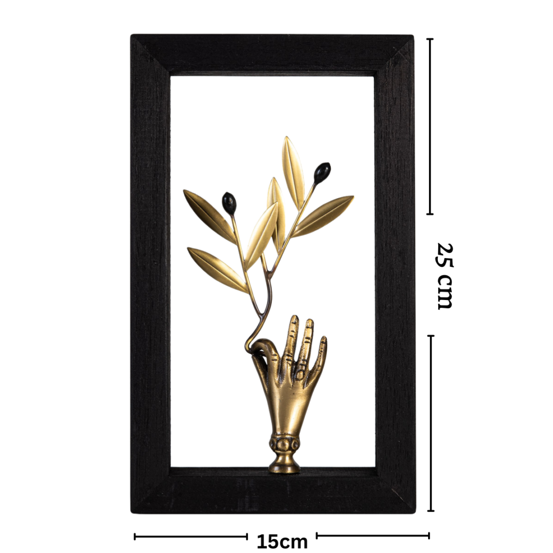 Διακοσμητικό Ξύλινο Κάδρο 15X25cm – Ένα χέρι κρατάει ένα κλαδί ελιάς