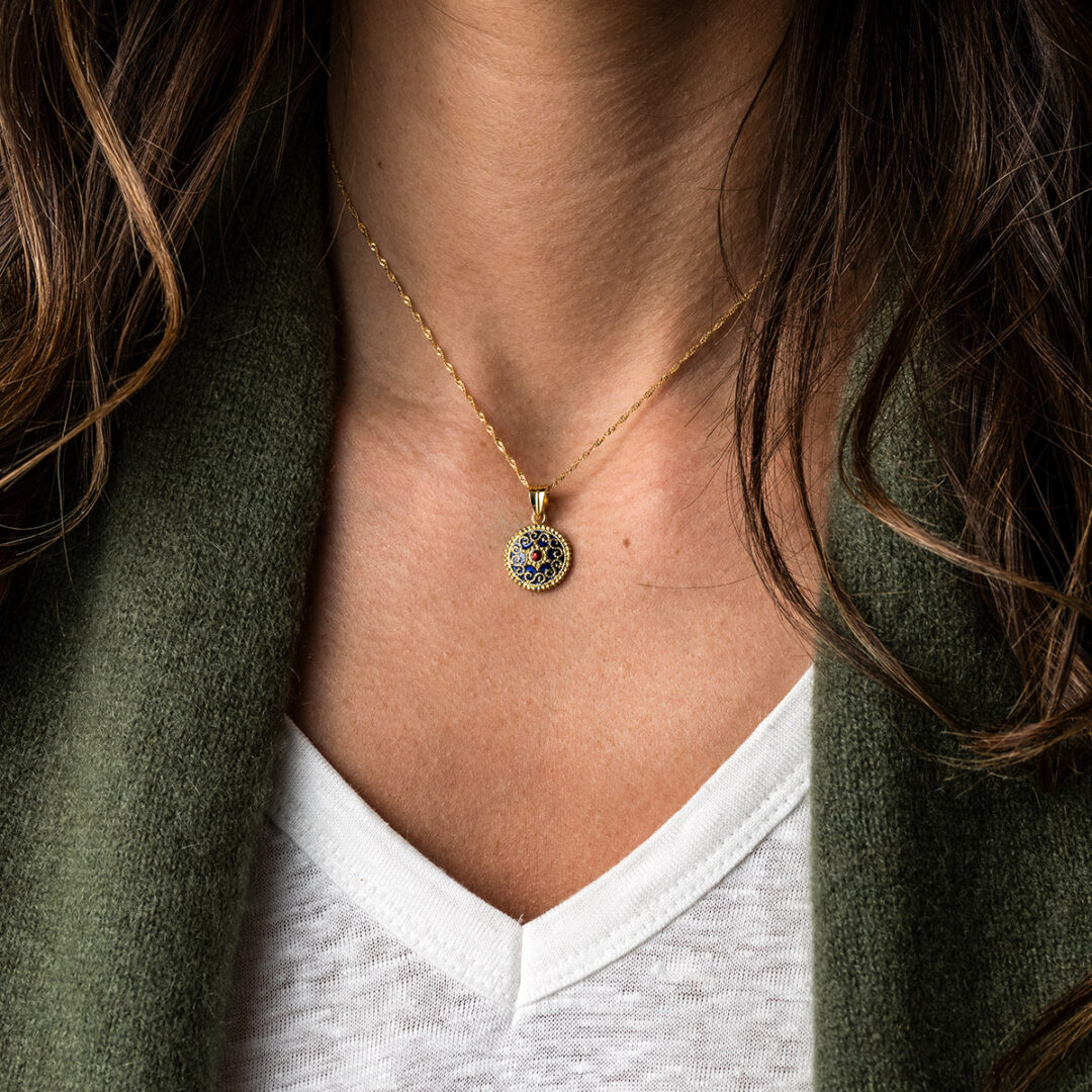 18k Solid Gold Round Pendant with Blue and Red enamel