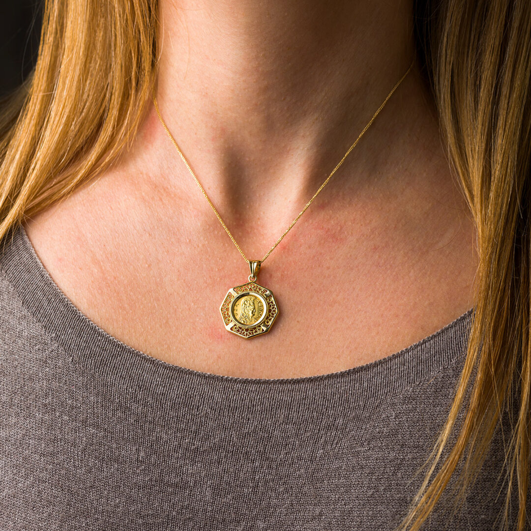 Goddess Athena Coin Pendant - Gold 14K