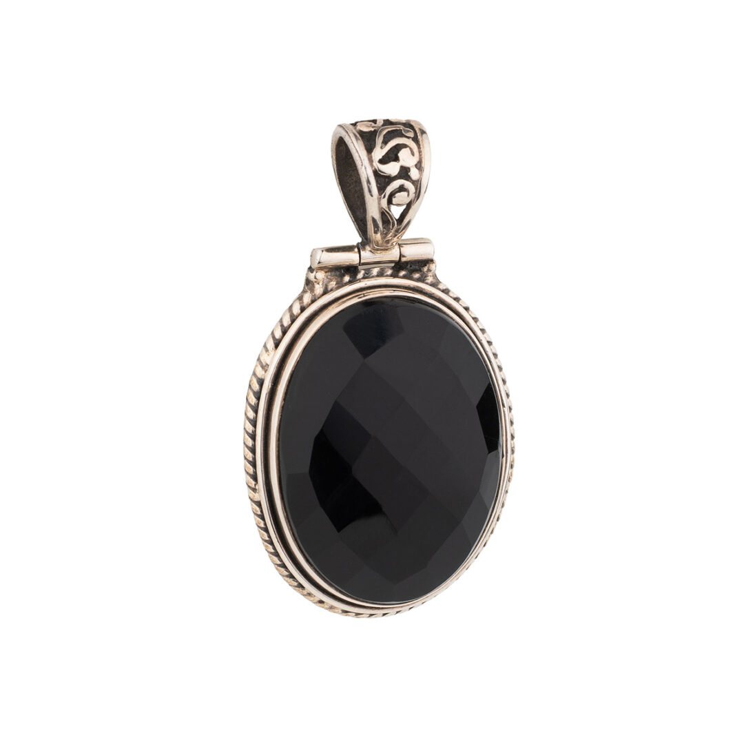 Black Onyx Oval Pendant – 925 Sterling Silver