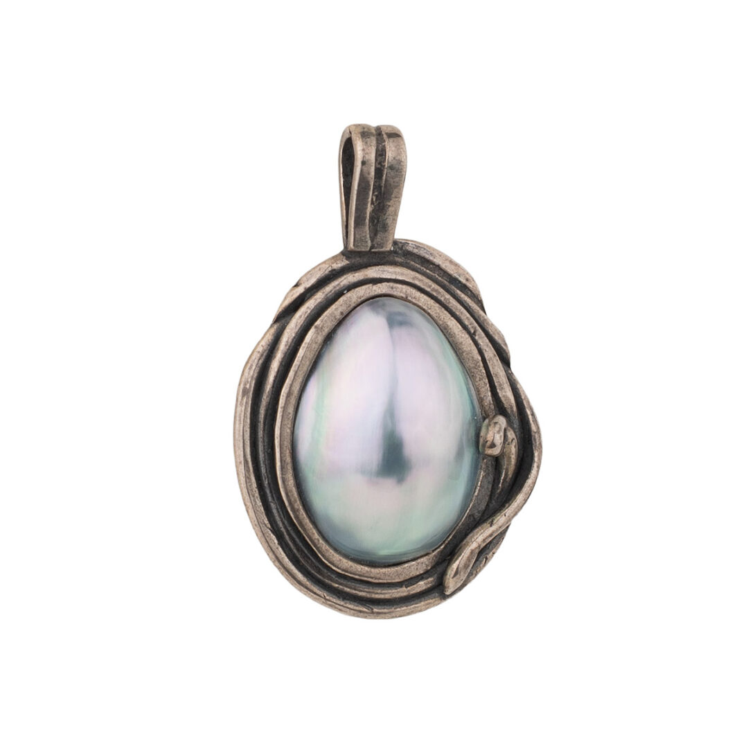 925 Sterling Silver Oval Shell Pendant