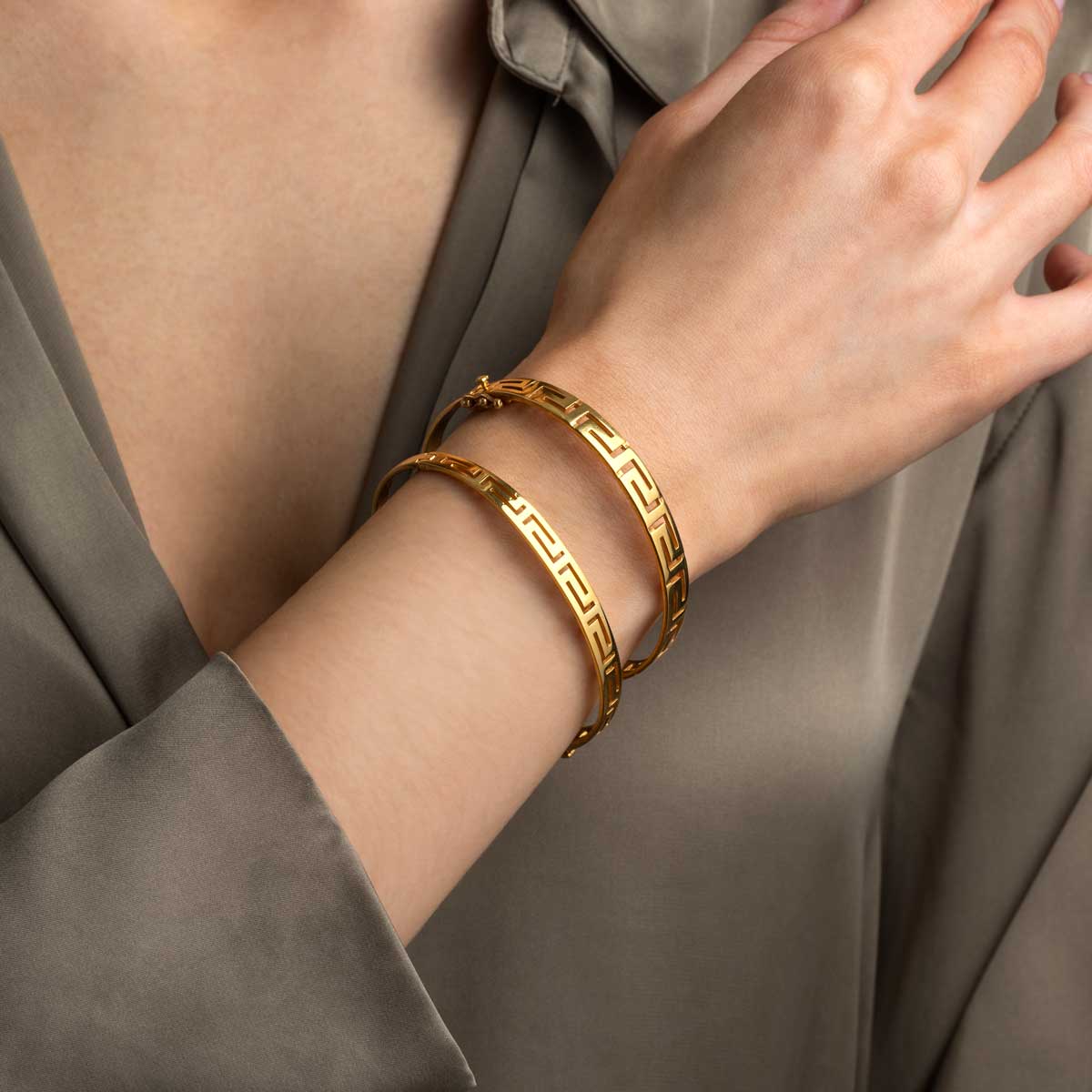 Meandros Bangle Bracelet in 925 Sterling Silver Gold Plated