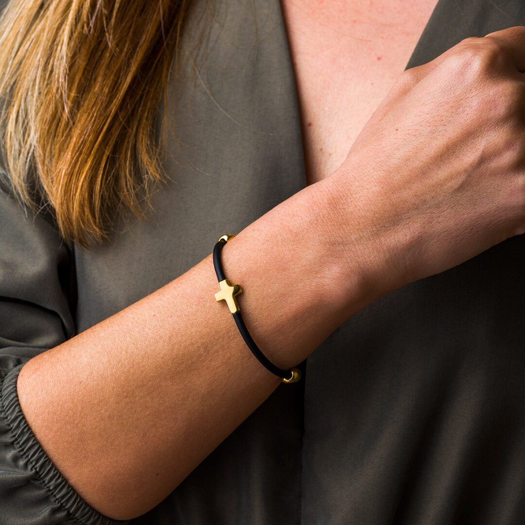 Cross Black Caoutchouc Bracelet  – 925 Sterling Silver and Gold Plated
