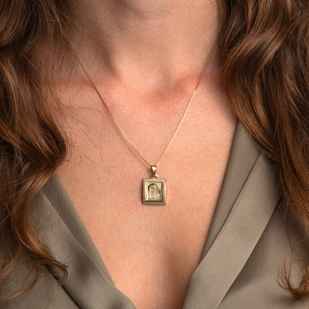 Virgin Mary and Jesus Pendant in 9K Gold