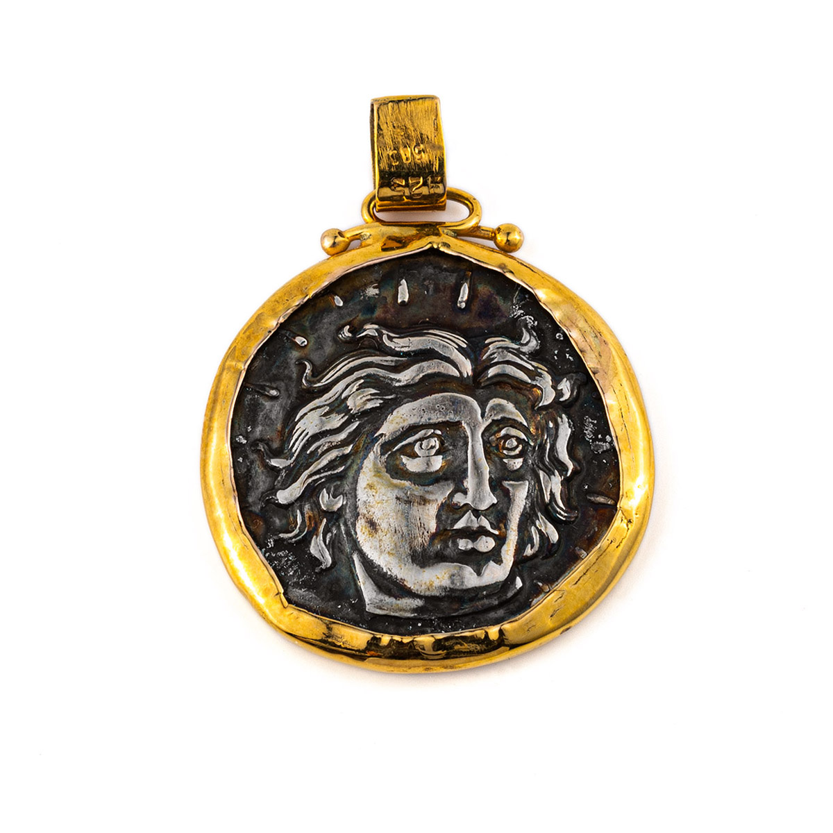 Μενταγιόν με το Νόμισμα του Θεού Ήλιου - Χρυσό 14Κ και Ασήμι 925 - GREEK  ROOTS
