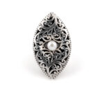 Byzantine Ring with Pearl