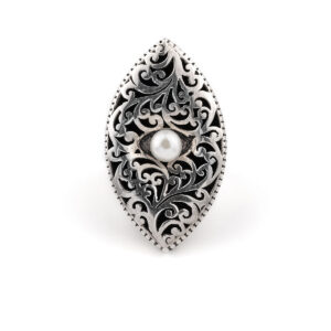 Byzantine Ring with Pearl
