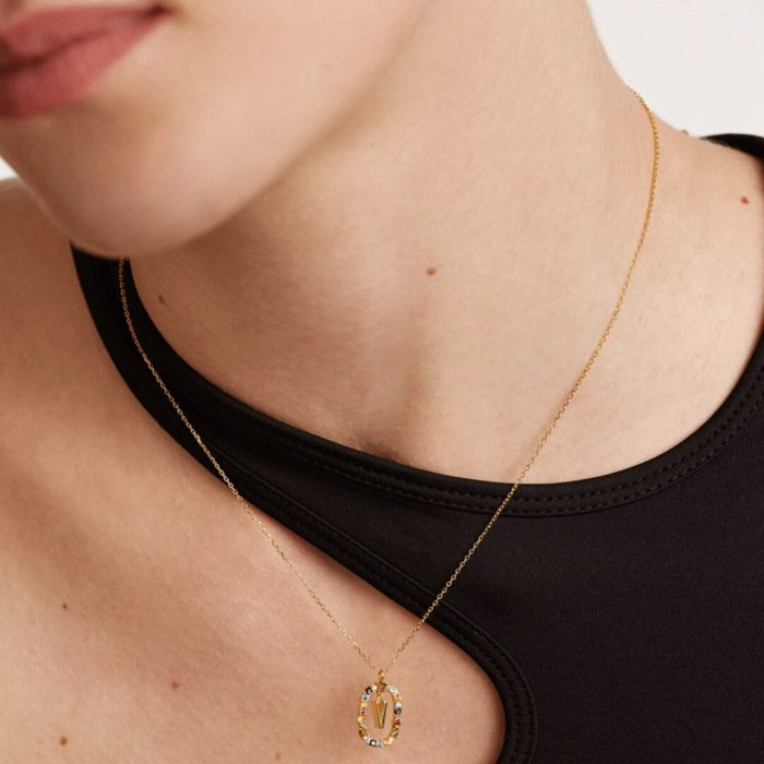 PD Paola Letter V Necklace - 18k Gold plating - Image 4