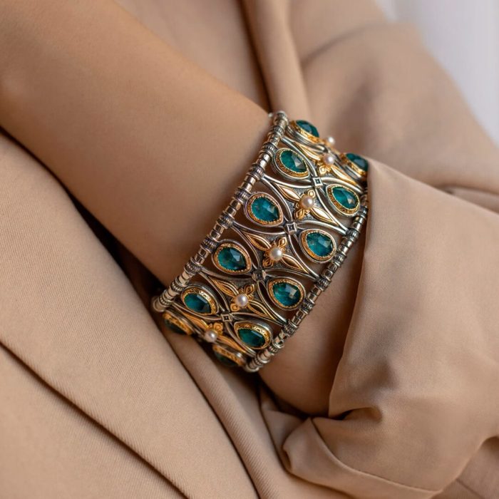 Byzantine Bracelet with Doublet Apatite Gemstone and Natural Pearl - Image 2