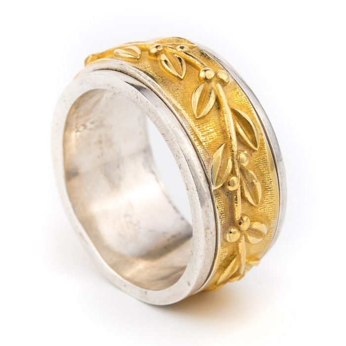 Sterling Silver Gold Plated Olive Leaf Round Ring - Image 3