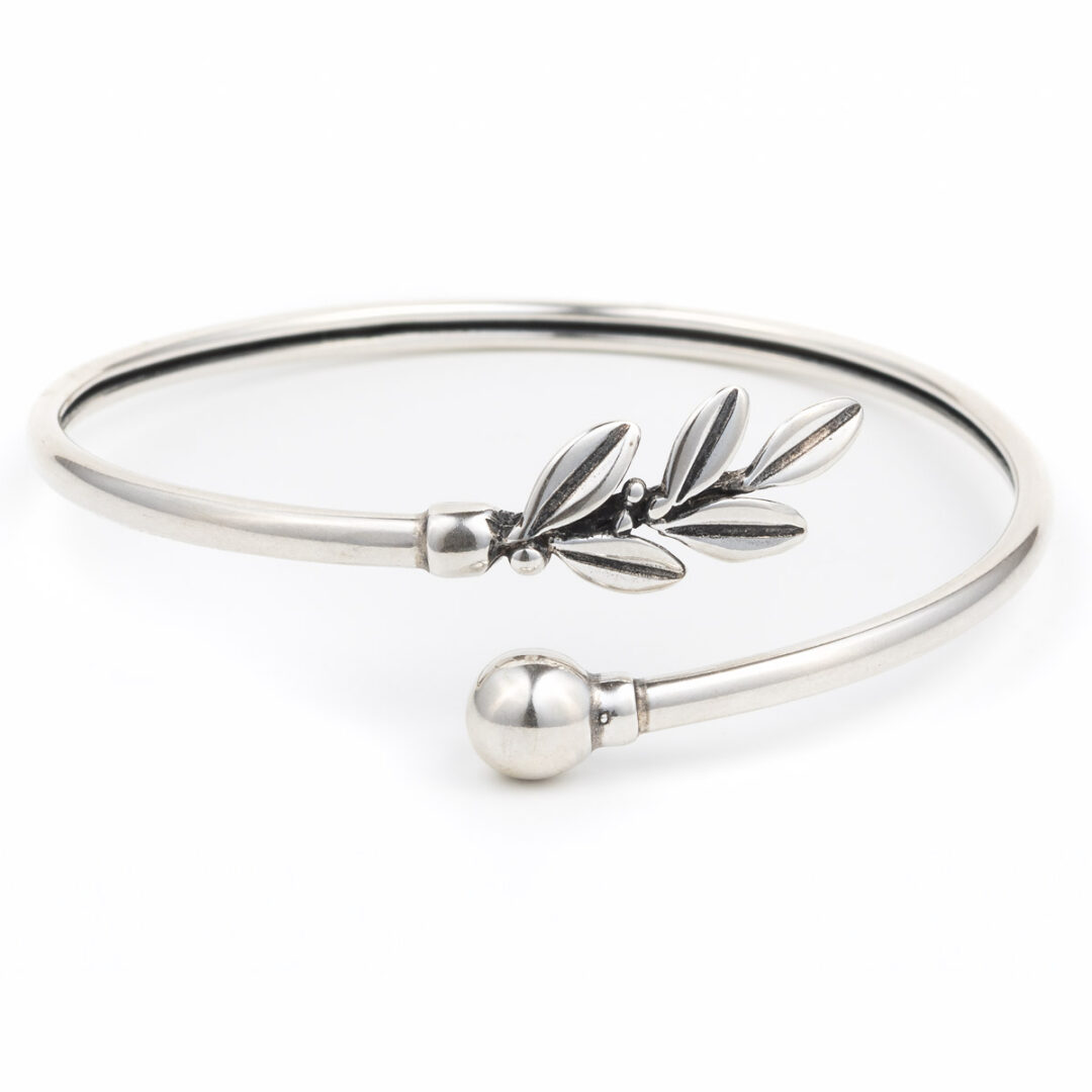 LI-B-1096b Olive Leaf Hinge Bracelet - 925 Sterling Silver and Gold Plated - Image 2
