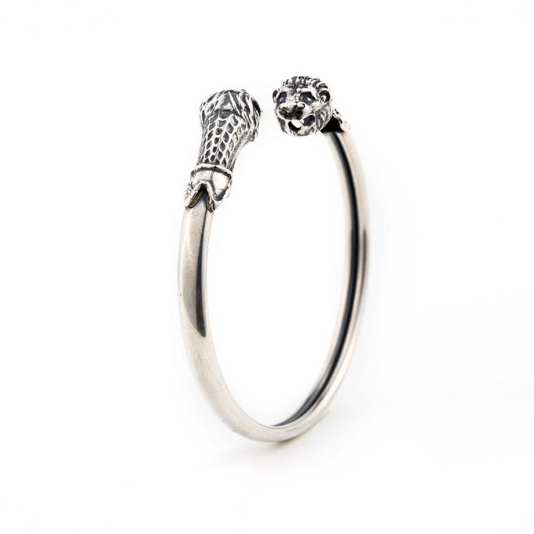 ΜΙ-Β-1106e-1 Silver Lion's Head Cuff Bracelet - Image 4