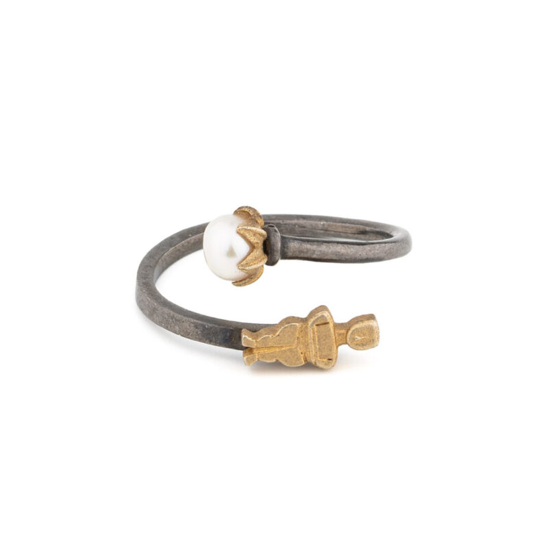 Cycladic Idol Ring with Pearl Stone